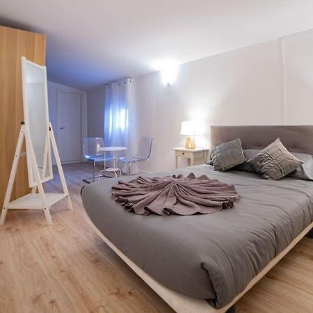 מדריד Cozy Apartment Plaza Espana I Renovated 3Br 2Bh מראה חיצוני תמונה