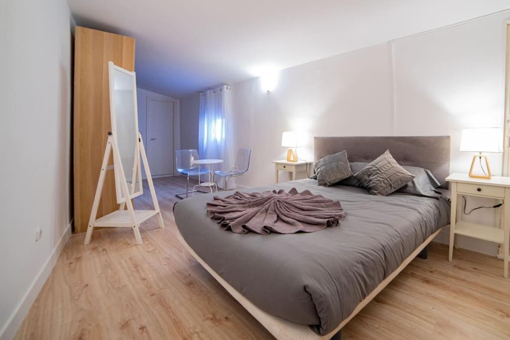 מדריד Cozy Apartment Plaza Espana I Renovated 3Br 2Bh מראה חיצוני תמונה