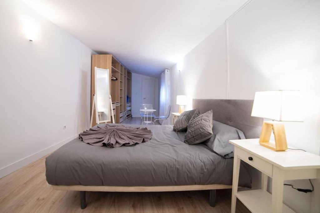 מדריד Cozy Apartment Plaza Espana I Renovated 3Br 2Bh מראה חיצוני תמונה