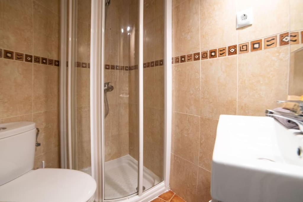 מדריד Cozy Apartment Plaza Espana I Renovated 3Br 2Bh מראה חיצוני תמונה